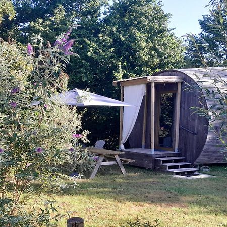 " Village Tonneaux De Tirpoil " Montilliers Bagian luar foto