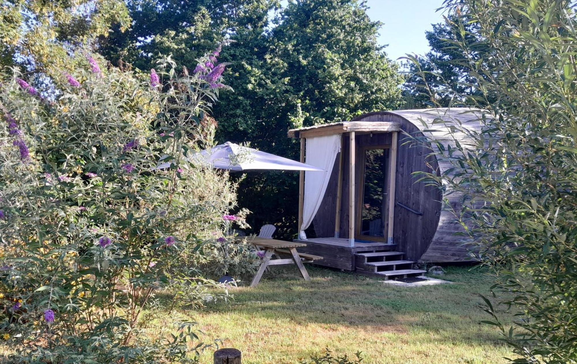 " Village Tonneaux De Tirpoil " Montilliers Bagian luar foto